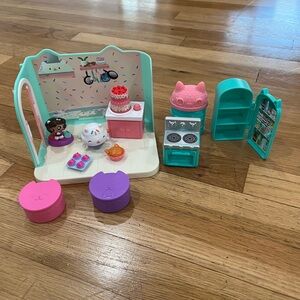 gabby’s dollhouse toys
